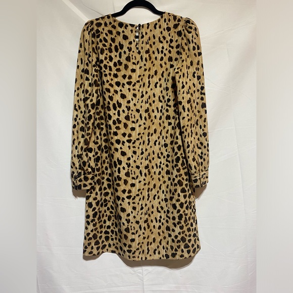 Cheetah Print Shift Dress - Picture 4 of 5